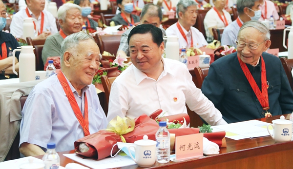 郝鵬、國資、央企、國資委、書記、主任、國企、企業改革